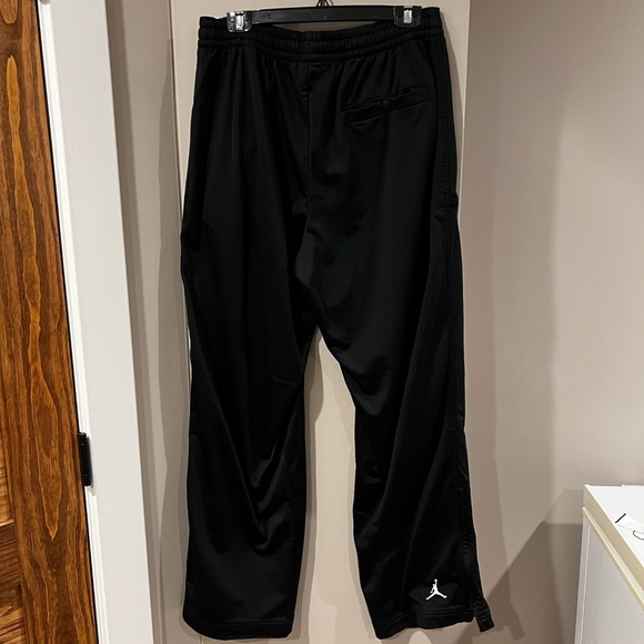 Jordan Sweatpants - Picture 5 of 5